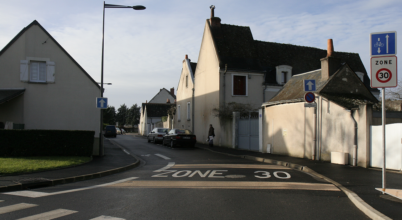 Un double-sens cyclable à La Riche