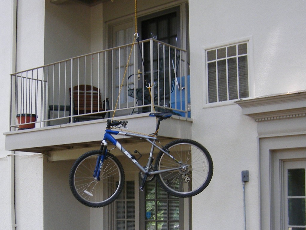 Pour que le stationnement vélo en immeubles d'habitation soit plus pratique demain qu'aujourd'hui... @CC37