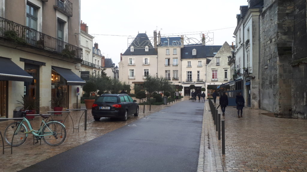 Place de Châteauneuf à Tours, 2019 @CC37