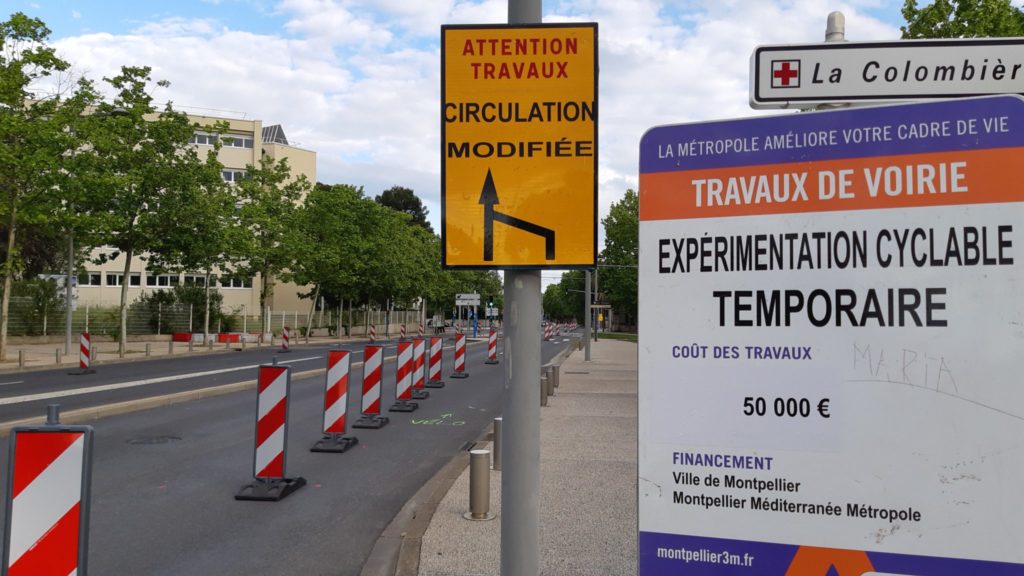 Piste cyclable temporaire à Montpellier, avril 2020. Photo : BikeSailnHike, Vélocité Grand Montpellier.