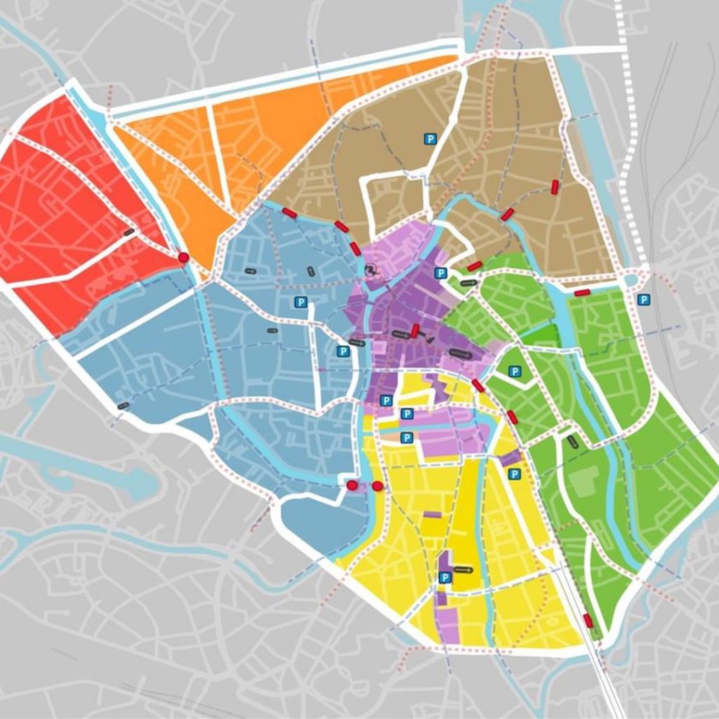 La division de la ville de Gand en 6 zones distinctes (sans compter la zone centrale, en violet, exclusivement piétonne) que les voitures ne peuvent pas traverser sans emprunter le périphérique (trait blanc épais en bordure des 7 zones).