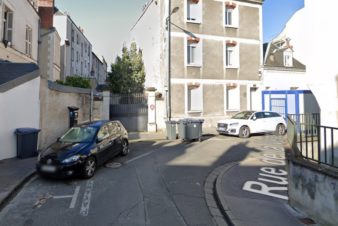 La visibilité : rue de la Vendée, à Tours, en double-sens cyclable.