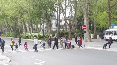 Traversée piétonne sur le boulevard Heurteloup à Tours