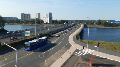 Proposition du CC37 pour un aménagement cyclable continu, sûr et séparé sur le pont d’Arcole, entre Tours et Saint-Avertin.