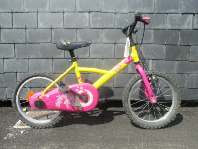 VÉLO ENFANT B’TWIN – 35€