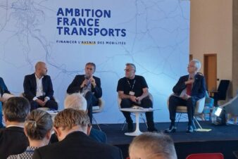 Conférence de financements des mobilités - Ambition France Transport, FUB, 2025.