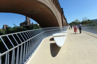 Albi : passerelle piétonne et cyclable sur la rivière Tarn ©Collectif Cycliste 37 - François Sarrazin, 2025.